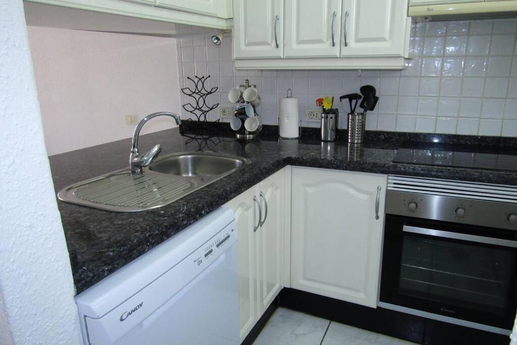 2 Bedrooms Playa Las Americas Parque Santiago I Heated Pool Playa de las Americas  Eksteriør bilde
